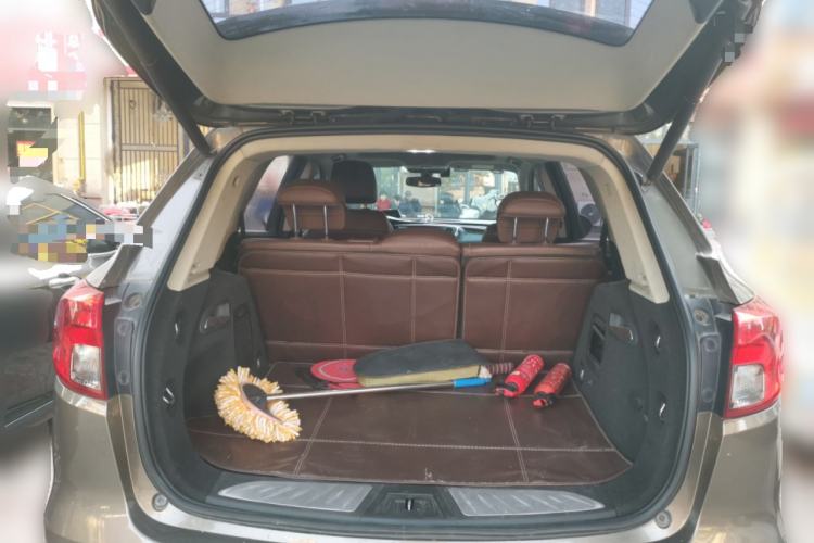 Used Buick Envision 2014 28T Four-Wheel Drive Elite Model Trunk