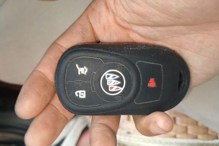 Used Buick Envision 2014 28T Four-Wheel Drive Elite Model Vehicle Key