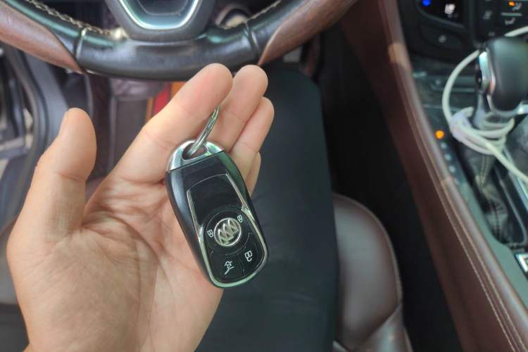Used Buick Envision 2014 28T Four-Wheel Drive Luxury Model Vehicle Key