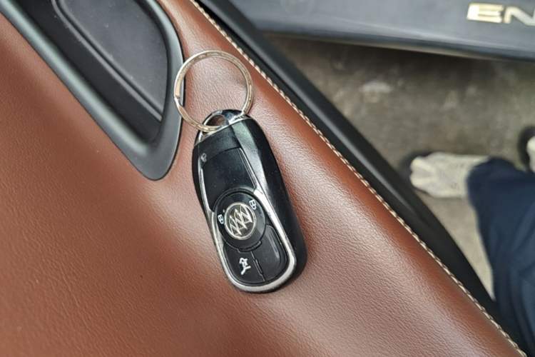 Used Buick Envision 2014 28T Four-Wheel Drive Luxury Model Vehicle Key