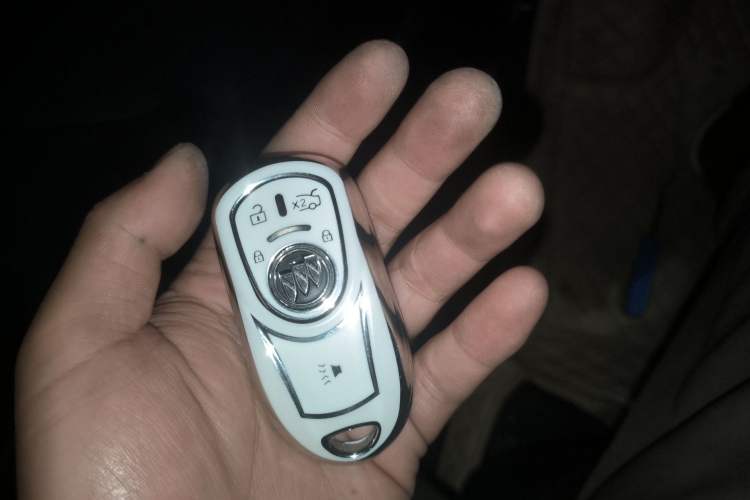 Used Buick Envision 2014 28T Four-Wheel Drive Elite Model Vehicle Key
