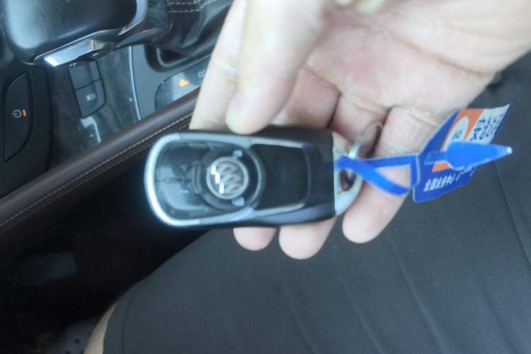 Used Buick Envision 2014 28T Four-Wheel Drive Luxury Model Vehicle Key