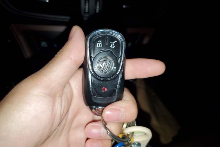 Used Buick Envision 2014 28T Four-Wheel Drive Elite Model Vehicle Key