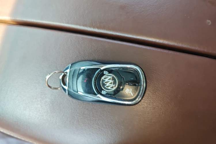 Used Buick Envision 2014 28T Four-Wheel Drive Elite Model Vehicle Key