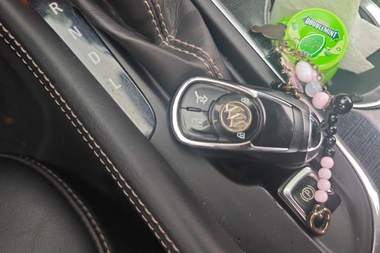 Used Buick Envision 2014 28T Four-Wheel Drive Elite Model Vehicle Key
