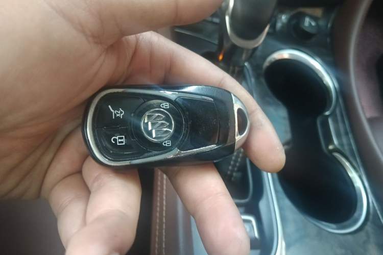 Used Buick Envision 2014 28T Four-Wheel Drive Elite Model Vehicle Key