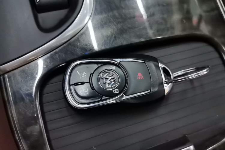 Used Buick Envision 2014 28T Four-Wheel Drive Luxury Model Vehicle Key