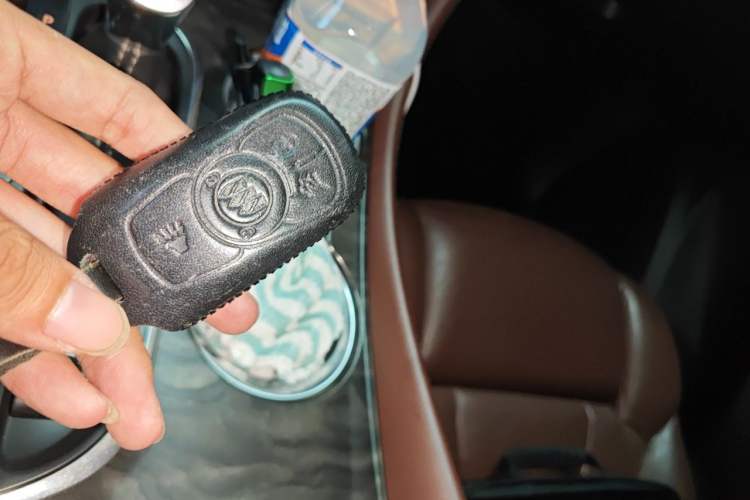 Used Buick Envision 2014 28T Four-Wheel Drive Luxury Model Vehicle Key
