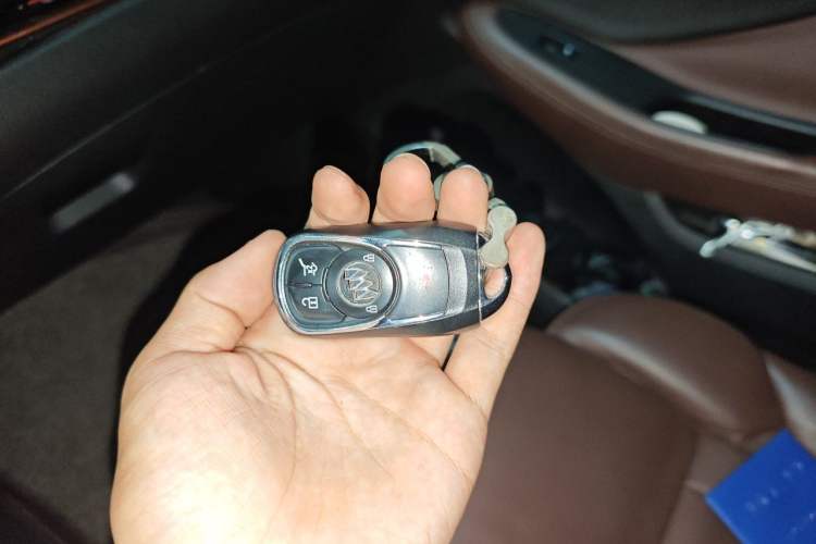 Used Buick Envision 2014 28T Four-Wheel Drive Luxury Model Vehicle Key