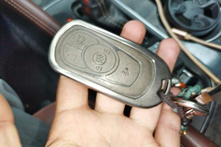 Used Buick Envision 2014 28T Four-Wheel Drive Elite Model Vehicle Key