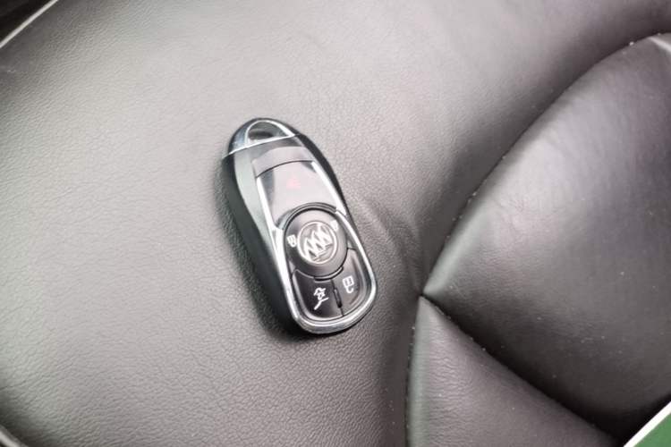 Used Buick Envision 2014 28T Four-Wheel Drive Elite Model Vehicle Key