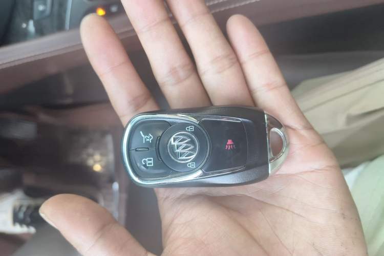 Used Buick Envision 2014 28T Four-Wheel Drive Luxury Model Vehicle Key