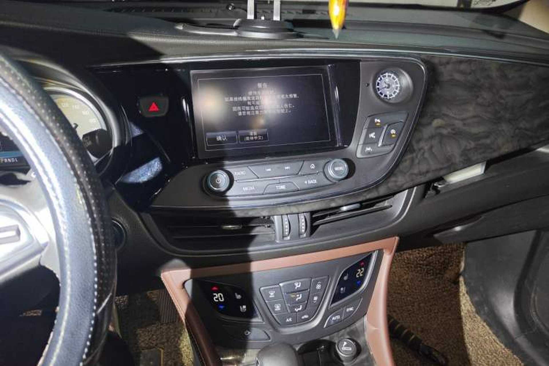 Used Buick Envision 2014 28T Four-Wheel Drive Luxury Model Audio And AC Panel