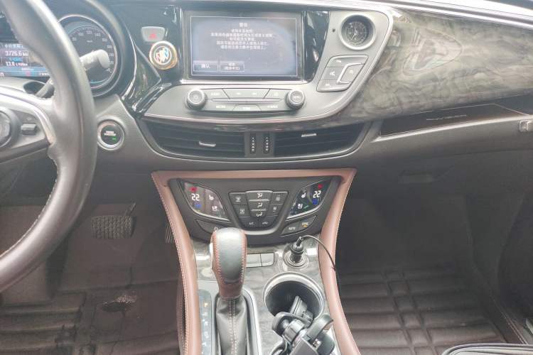 Used Buick Envision 2014 28T Four-Wheel Drive Luxury Model Audio And AC Panel