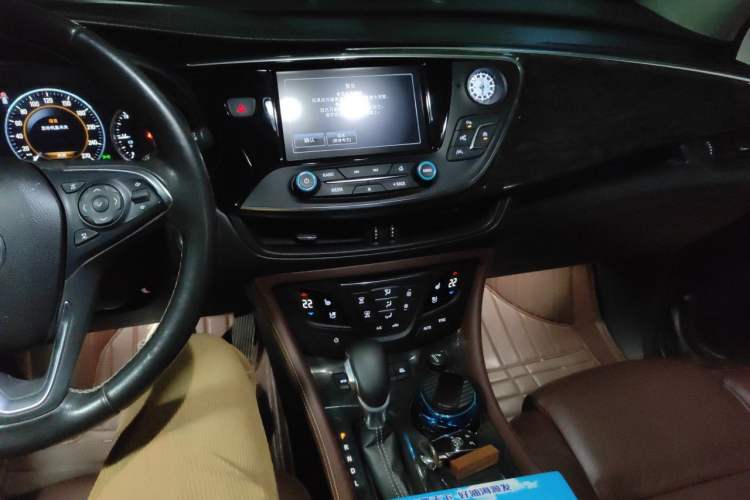 Used Buick Envision 2014 28T All-Wheel-Drive Versatile Sports Flagship Edition Audio And AC Panel