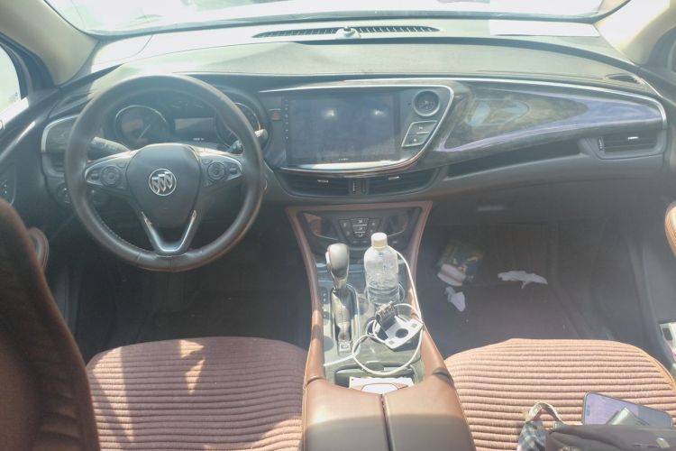 Used Buick Envision 2014 28T Four-Wheel Drive Elite Model Center Console
