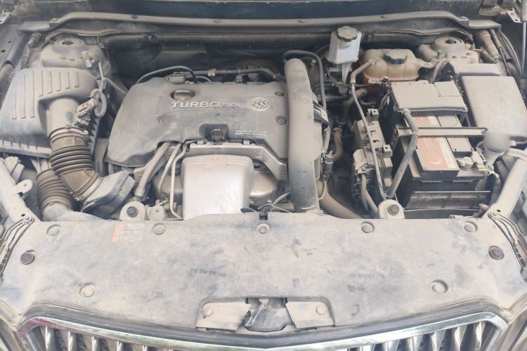 Used Buick Envision 2014 28T Four-Wheel Drive Elite Model Engine Bay