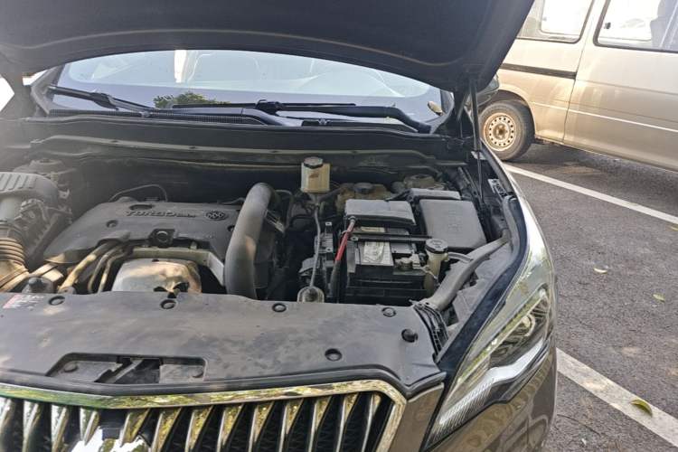 Used Buick Envision 2014 28T Four-Wheel Drive Elite Model Engine Bay Left
