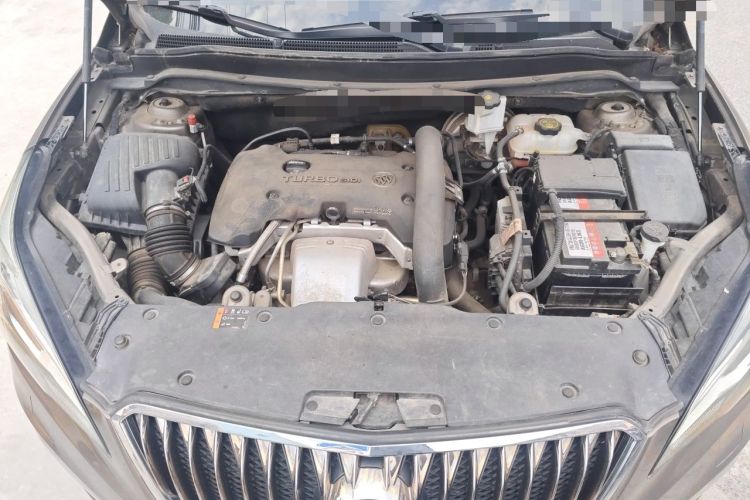 Used Buick Envision 2014 28T Four-Wheel Drive Luxury Model Engine Bay
