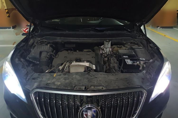 Used Buick Envision 2014 28T All-Wheel-Drive Versatile Sports Flagship Edition Engine Bay