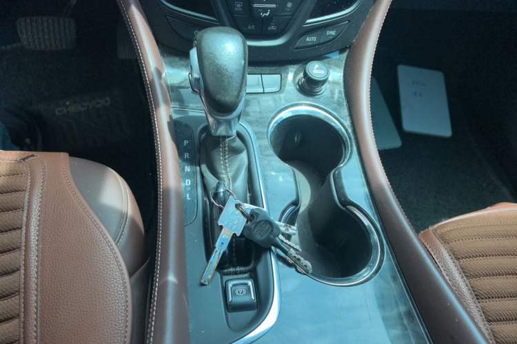Used Buick Envision 2014 28T Four-Wheel Drive Elite Model Gear Lever