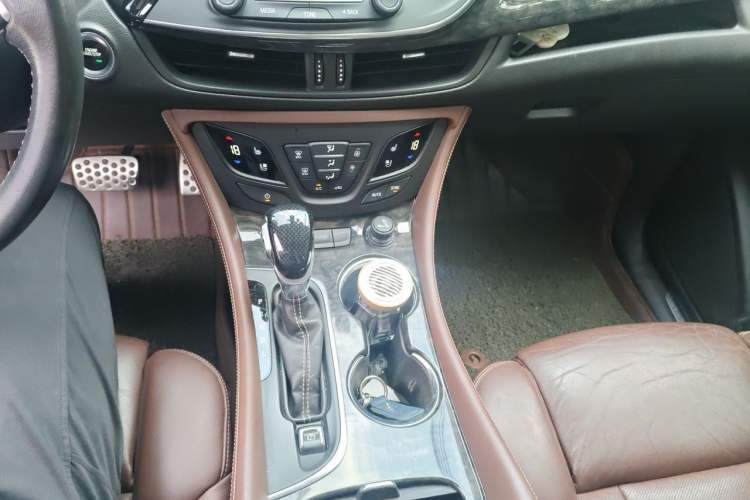 Used Buick Envision 2014 28T Four-Wheel Drive Luxury Model Gear Lever