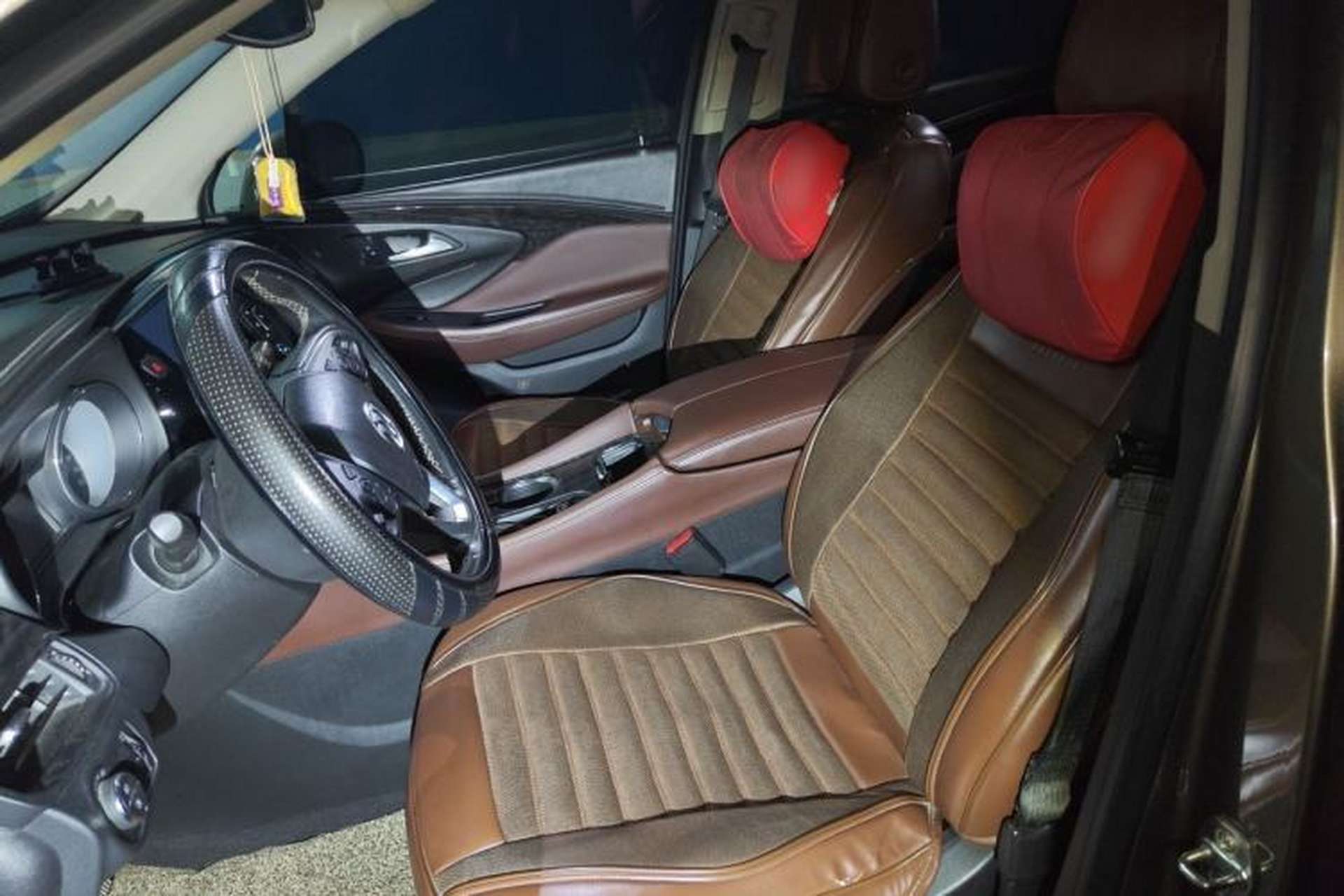 Used Buick Envision 2014 28T Four-Wheel Drive Luxury Model Left Front Seat