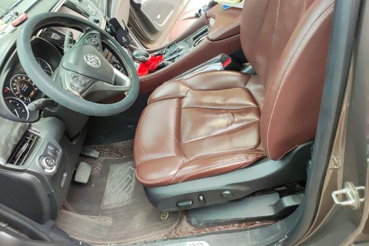 Used Buick Envision 2014 28T All-Wheel-Drive Versatile Sports Flagship Edition Left Front Seat