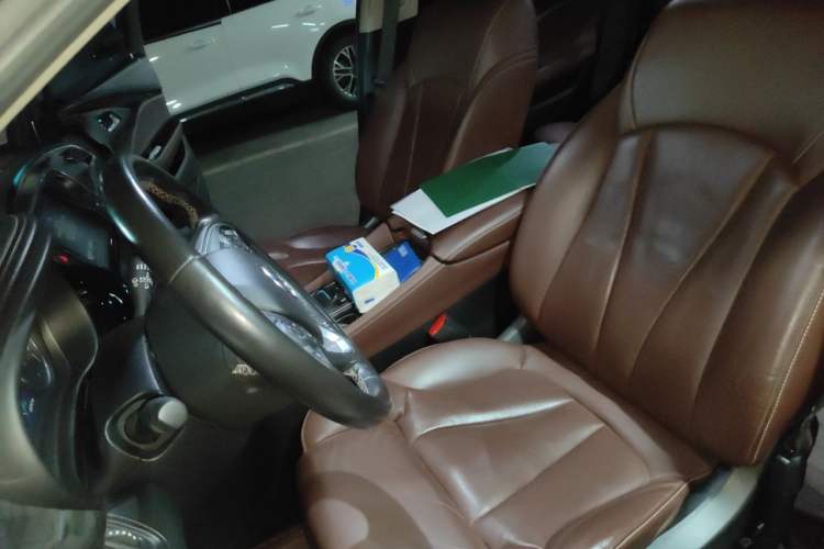 Used Buick Envision 2014 28T All-Wheel-Drive Versatile Sports Flagship Edition Left Front Seat