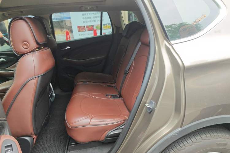 Used Buick Envision 2014 28T Four-Wheel Drive Luxury Model Left Rear Seat