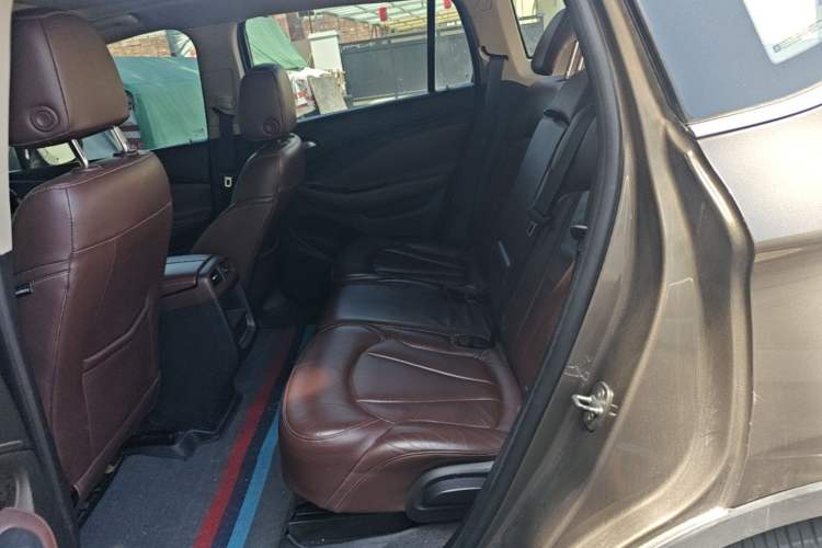 Used Buick Envision 2014 28T Four-Wheel Drive Elite Model Left Rear Seat