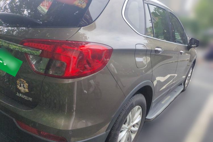 Used Buick Envision 2014 28T Four-Wheel Drive Luxury Model Rear Right 45 Deg