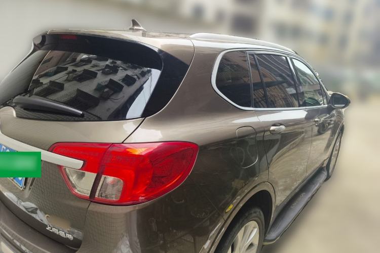 Used Buick Envision 2014 28T All-Wheel-Drive Versatile Sports Flagship Edition Rear Right 45 Deg
