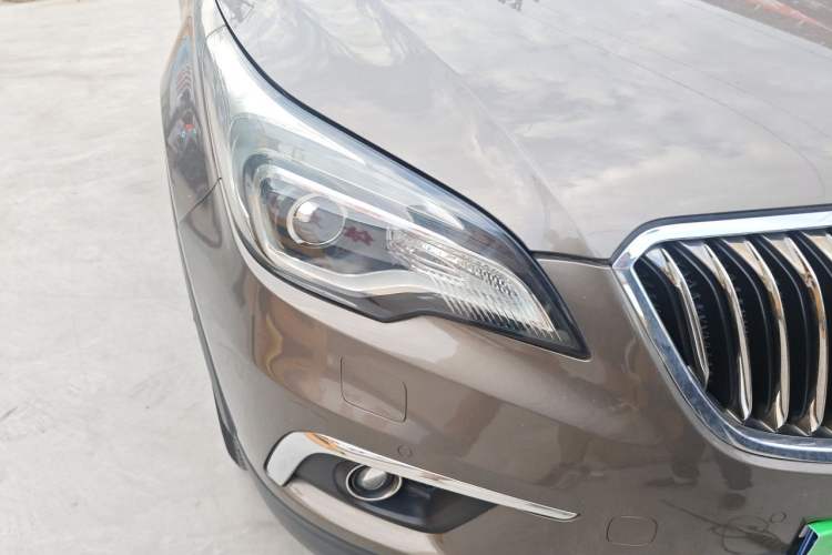 Used Buick Envision 2014 28T Four-Wheel Drive Luxury Model Right Front Headlight