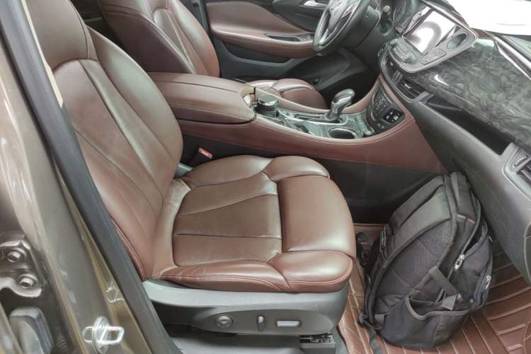 Used Buick Envision 2014 28T All-Wheel-Drive Versatile Sports Flagship Edition Right Front Seat