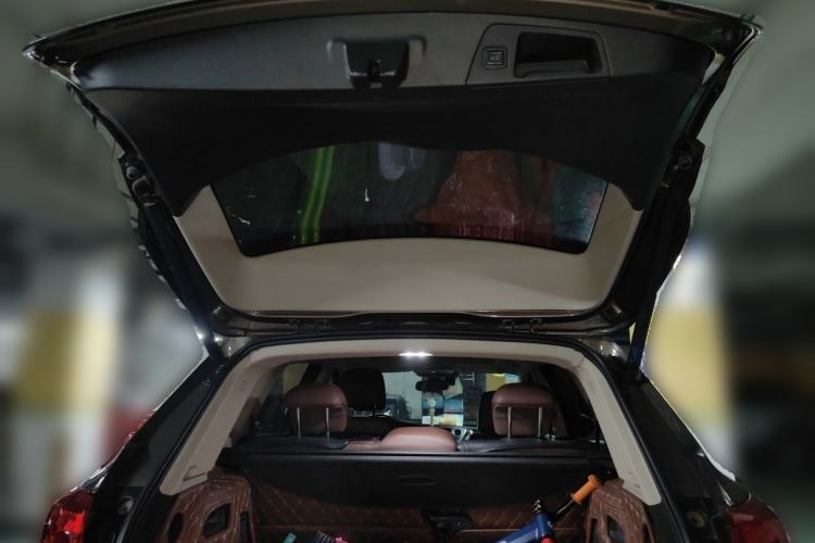 Used Buick Envision 2014 28T Four-Wheel Drive Luxury Model Trunk