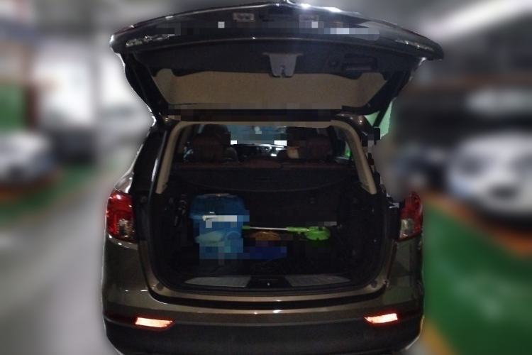 Used Buick Envision 2014 28T Four-Wheel Drive Luxury Model Trunk