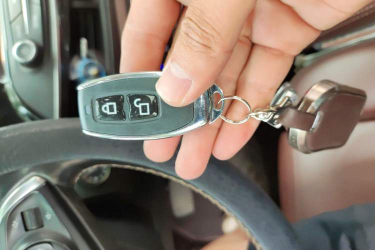 Used Buick Envision 2014 28T All-Wheel-Drive Versatile Sports Flagship Edition Vehicle Key