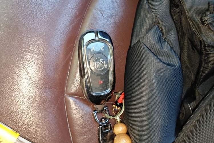 Used Buick Envision 2014 28T Four-Wheel Drive Elite Model Vehicle Key