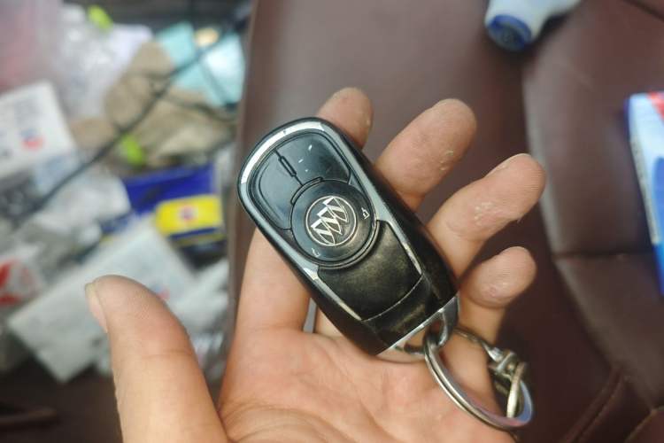 Used Buick Envision 2014 28T Four-Wheel Drive Elite Model Vehicle Key