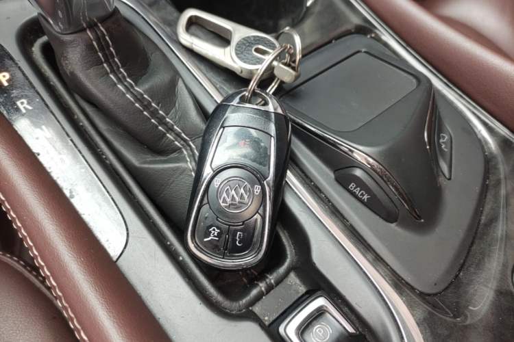 Used Buick Envision 2014 28T All-Wheel-Drive Versatile Sports Flagship Edition Vehicle Key