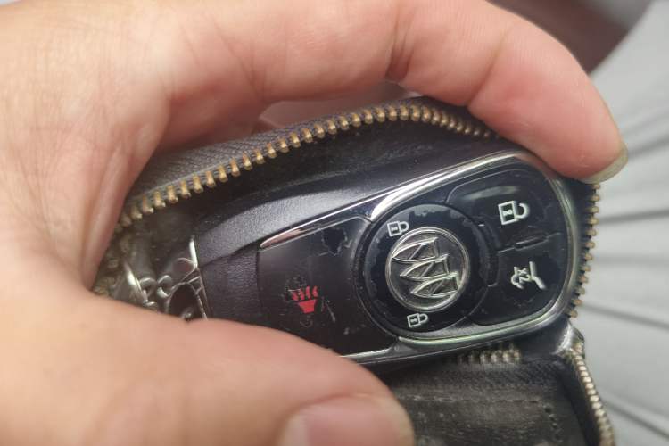 Used Buick Envision 2014 28T All-Wheel-Drive Versatile Sports Flagship Edition Vehicle Key