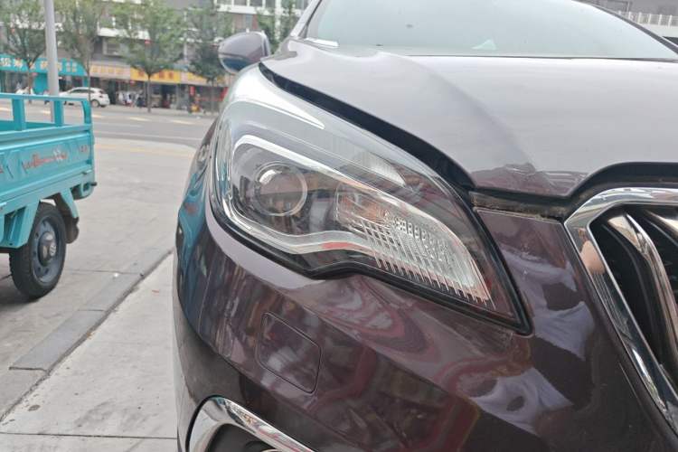 Used Buick Envision 2014 28T Four-Wheel Drive Elite Model Right Front Headlight