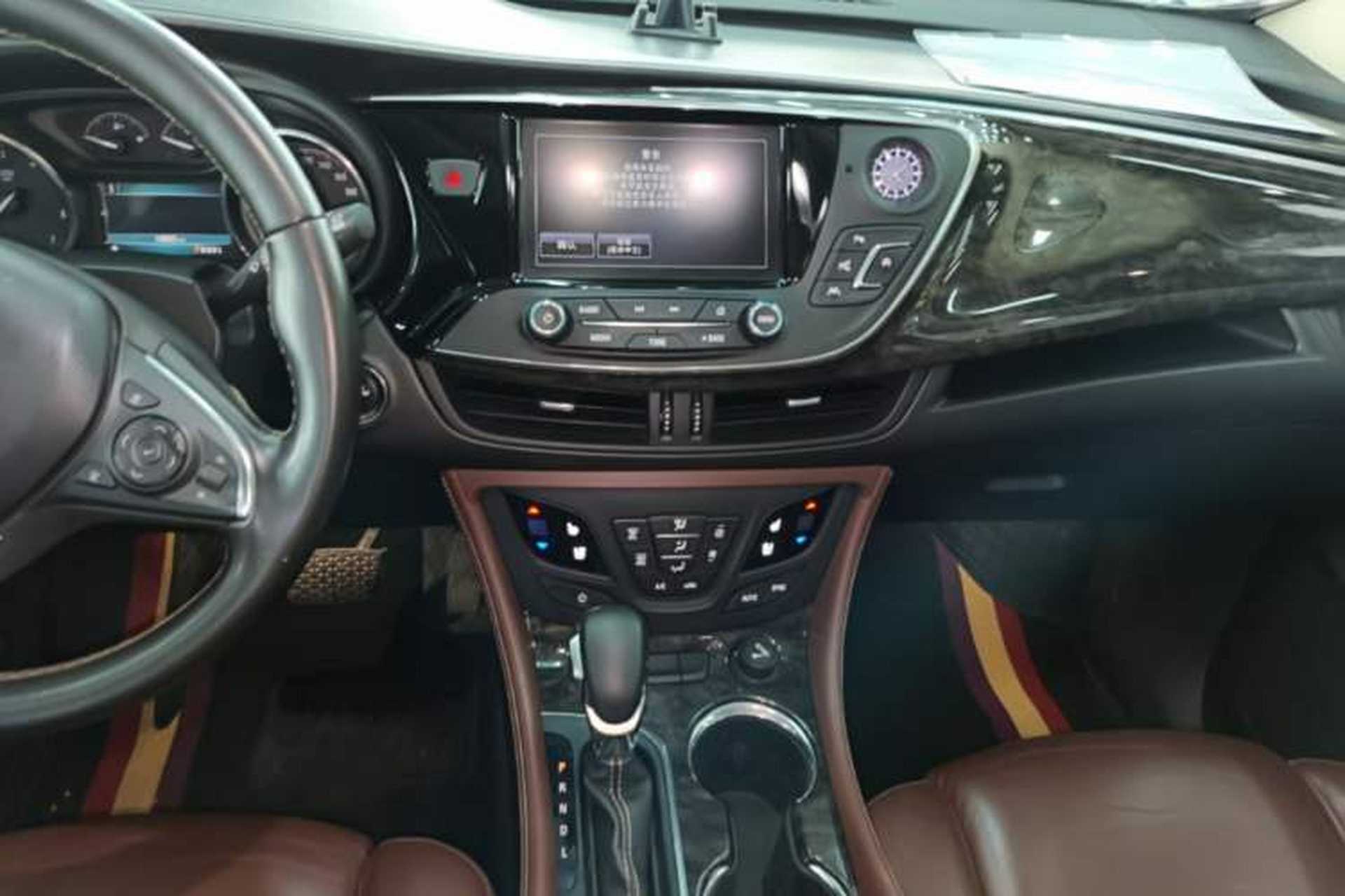 Used Buick Envision 2014 28T Four-Wheel Drive Luxury Model Audio And AC Panel