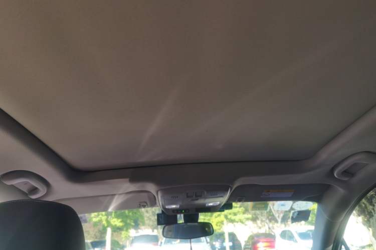 Used Buick Envision 2014 28T Four-Wheel Drive Elite Model Headliner