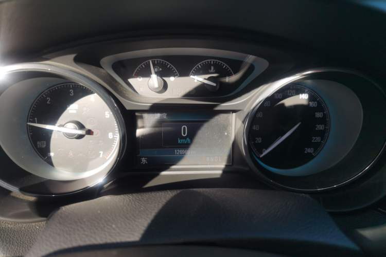 Used Buick Envision 2014 28T Four-Wheel Drive Elite Model Instrument Cluster