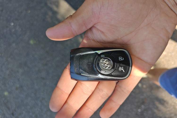 Used Buick Envision 2014 28T Four-Wheel Drive Elite Model Vehicle Key