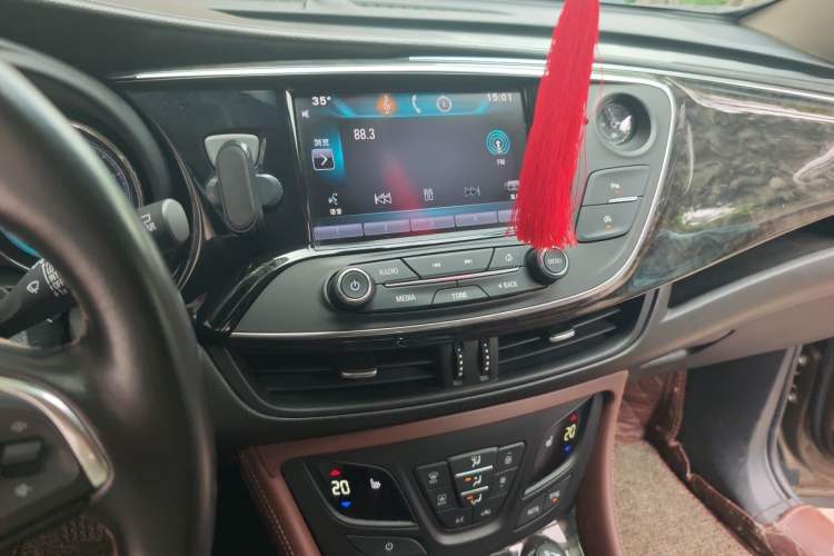 Used Buick Envision 2014 28T Four-Wheel Drive Elite Model Audio And AC Panel