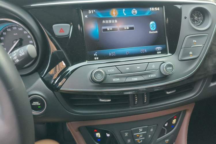 Used Buick Envision 2014 28T Four-Wheel Drive Elite Model Audio And AC Panel