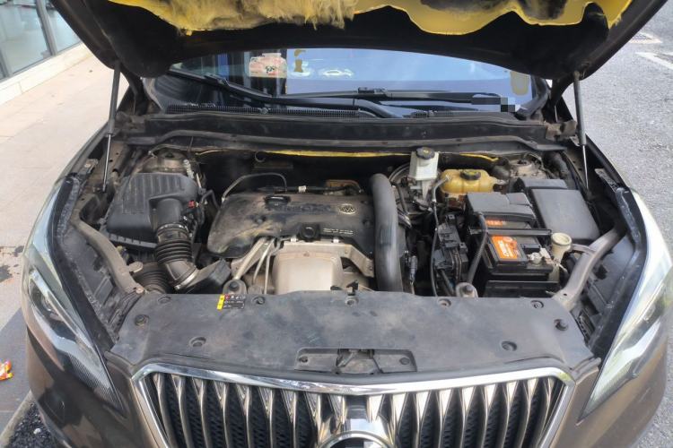 Used Buick Envision 2014 28T Four-Wheel Drive Elite Model Engine Bay